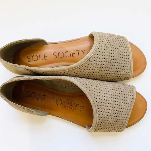 Sole Society leather perforated flats (light taupe/ or tan) PRICE FIRM - Picture 6 of 6